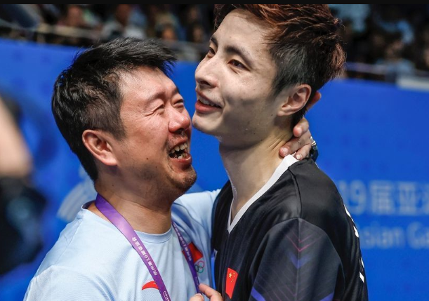 韩国队横扫日本队，石宇奇扛起全队