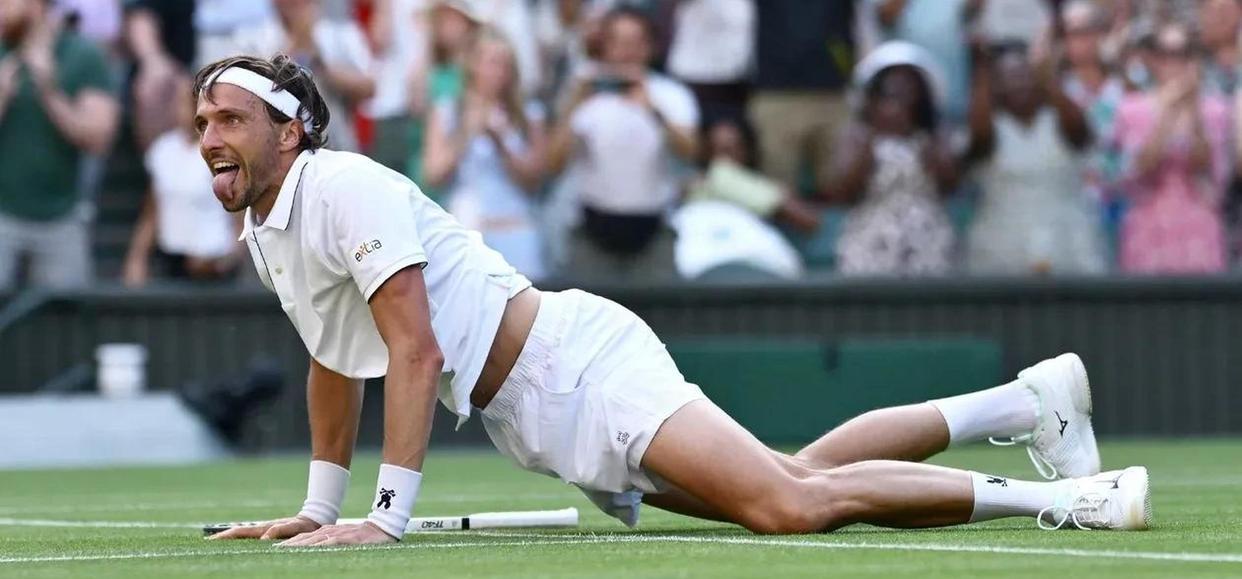 澳网碾压温网，兹维列夫关键制胜