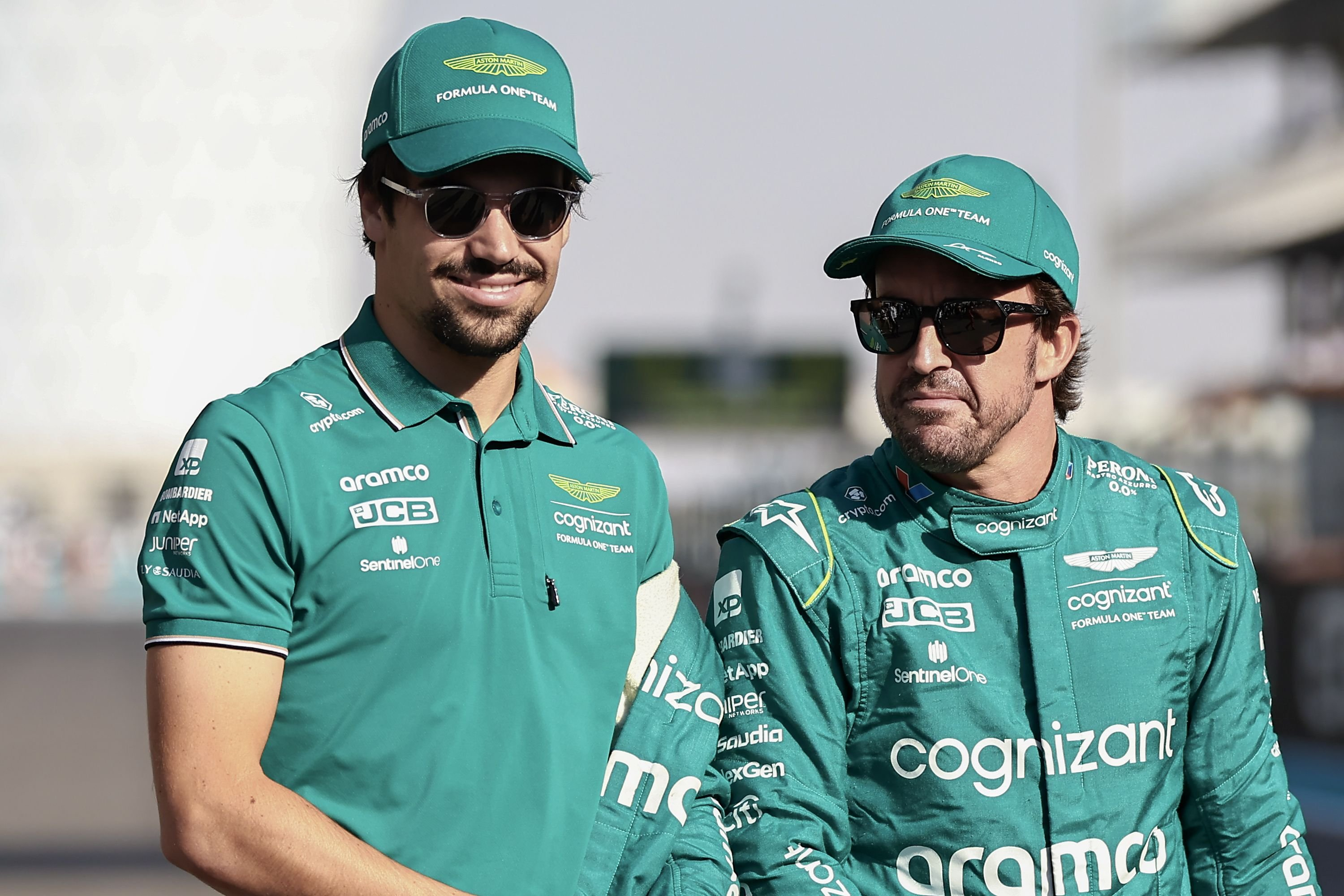 索伯车队完胜阿斯顿马丁，佩雷兹关键制胜