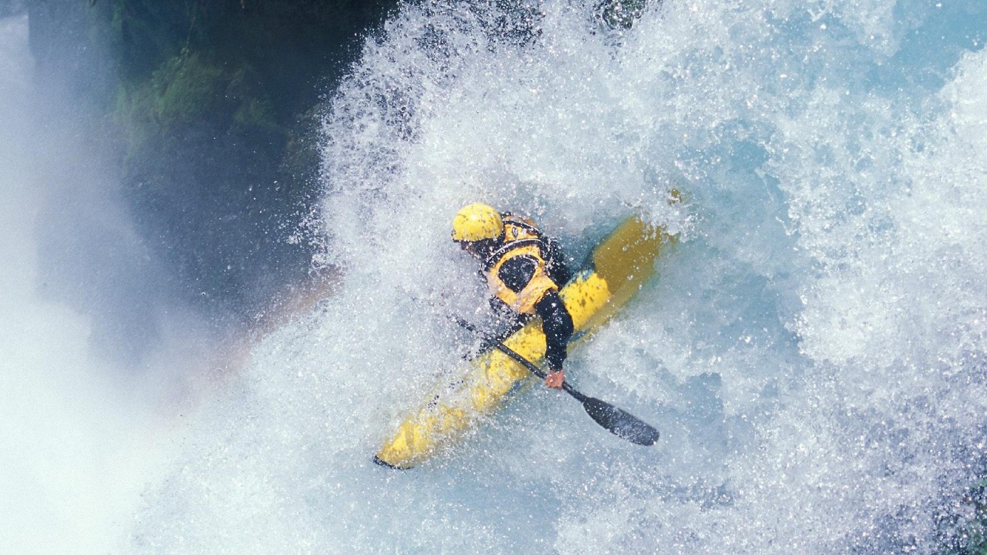 维尼修斯关键制胜，里昂决胜局带走马德里竞技，一场改写历史的欧冠之夜