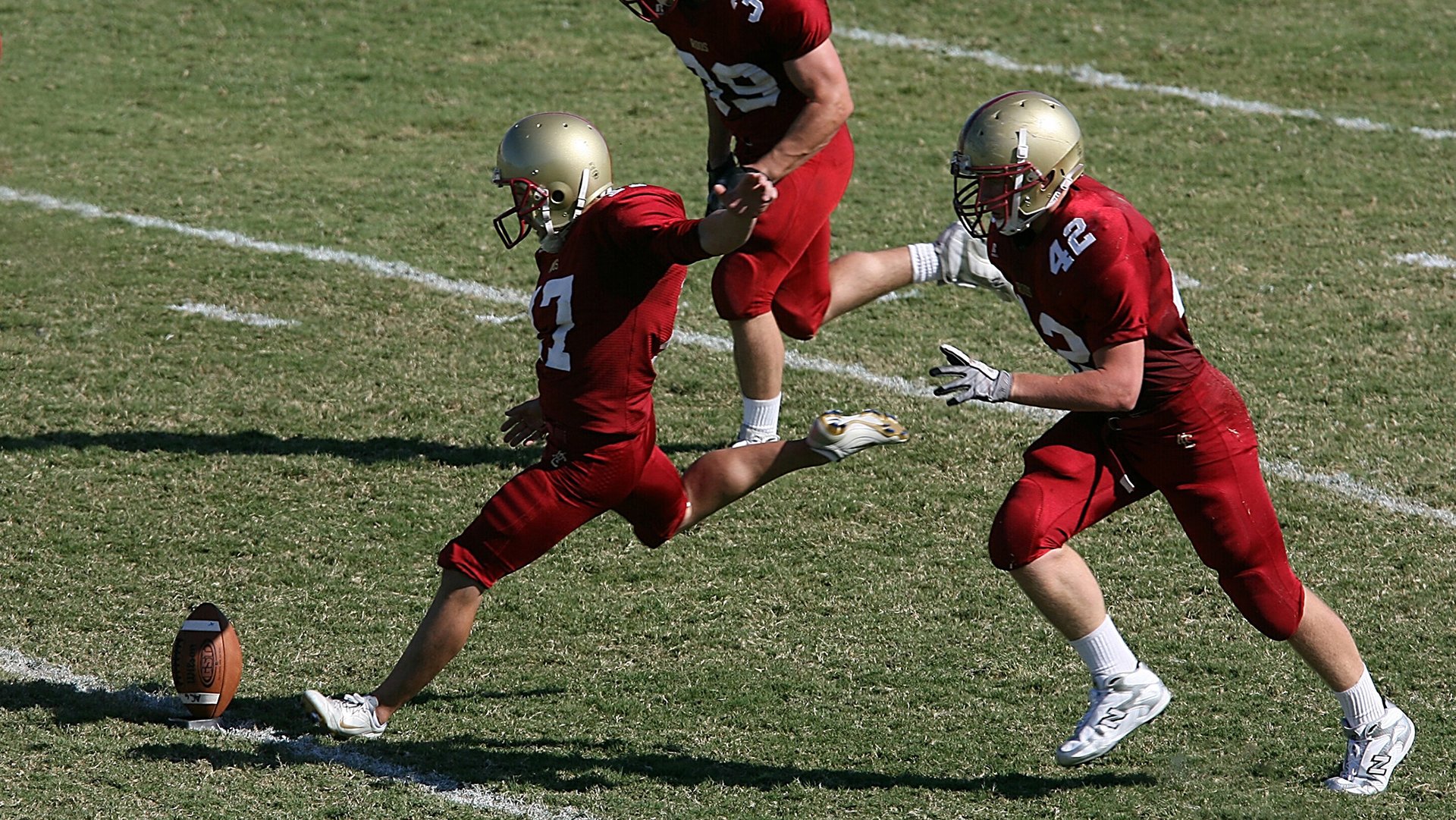 北京队连续得分压制篮网，武切维奇成为关键先生，战术板上的东方智慧
